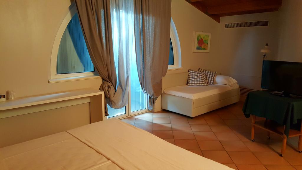 Hotel Augustus Fano Eksteriør bilde