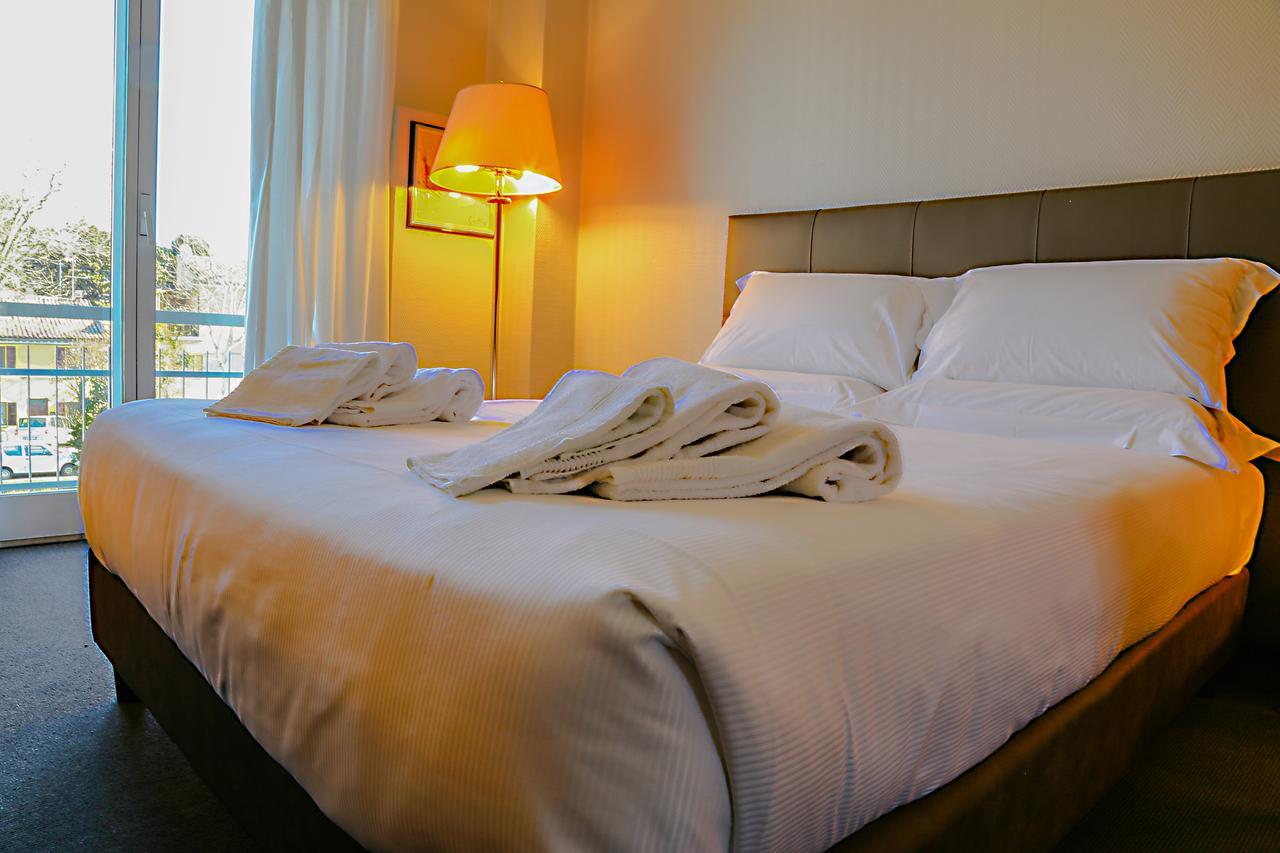 Hotel Augustus Fano Eksteriør bilde