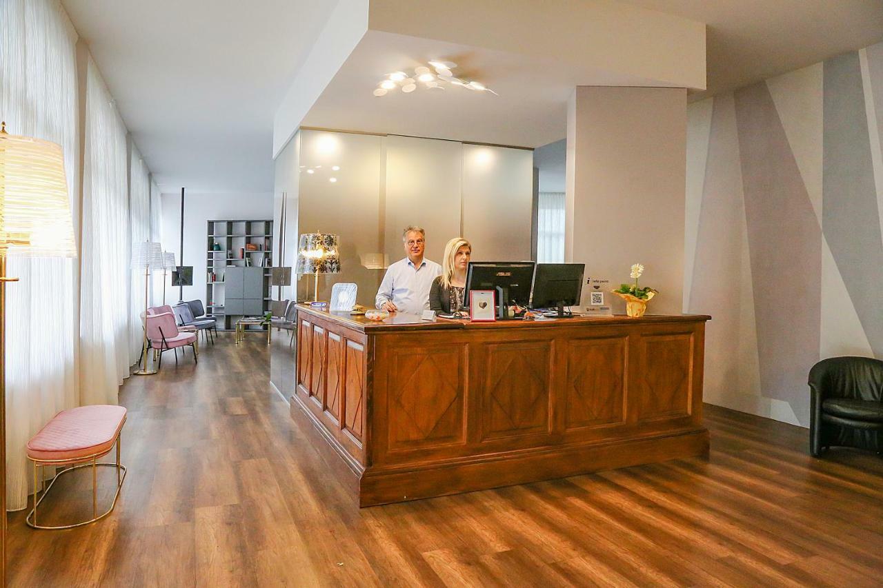 Hotel Augustus Fano Eksteriør bilde